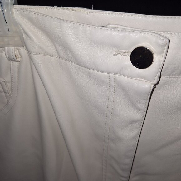 Lily Morgan White Pleather Pants 1XL - Picture 3 of 4